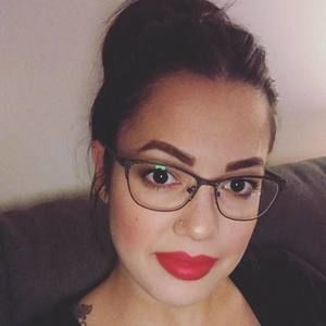 Meet your Posher, Shennai